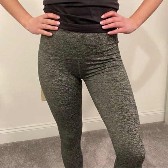 Peachee Collection heather grey leggings Small butt scrunch - Picture 3 of 8